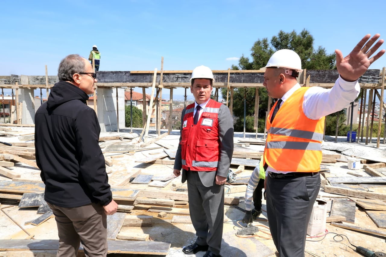 OSMANGAZİ İLÇESİNİ MODERN, GÜVENLİ VE NİTELİKLİ KREŞLERLE DONATARAK GELECEĞİN TEMİNATI ÇOCUKLARA...