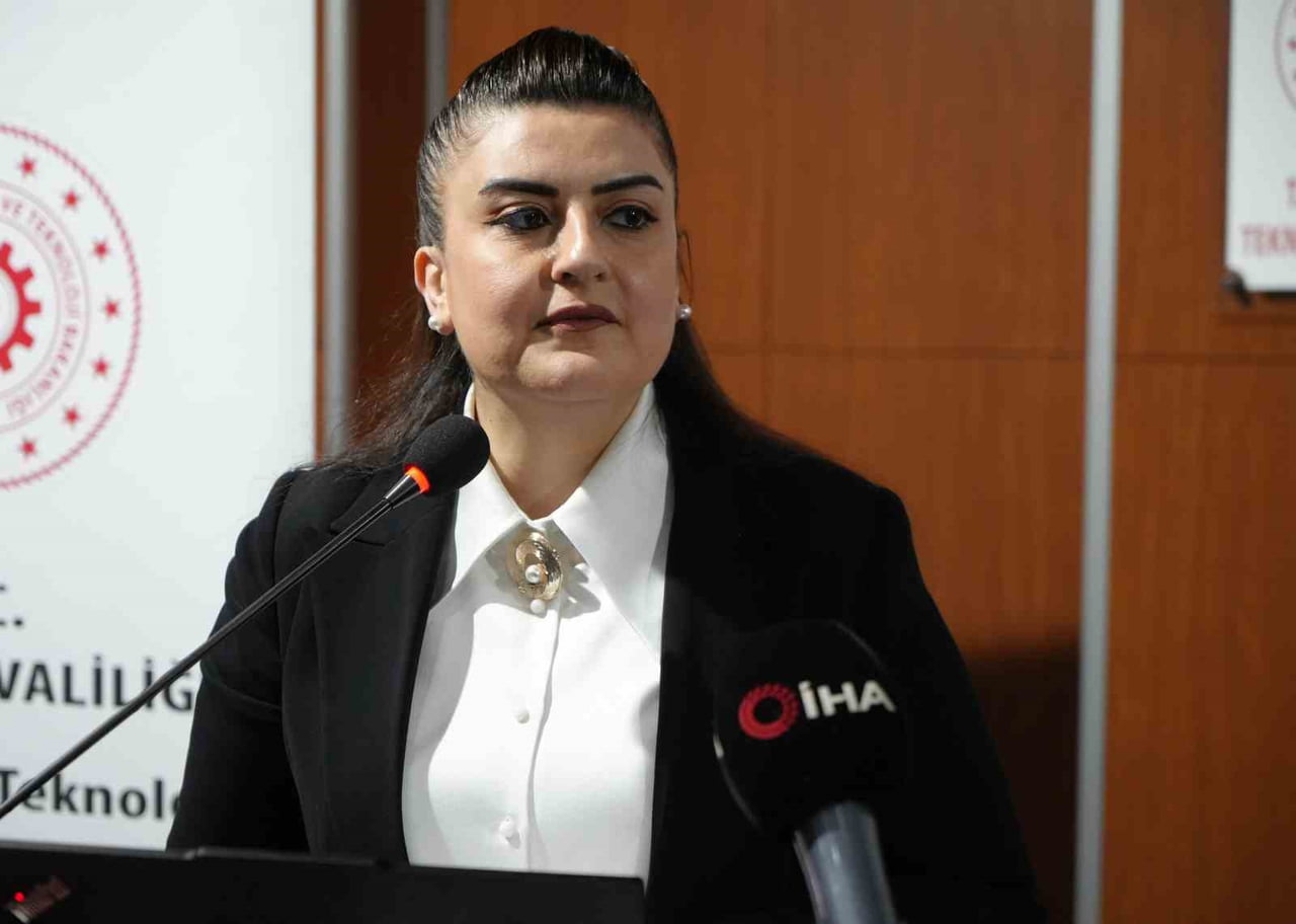 OTOMOTİV SEKTÖRÜNÜN MEVCUT DURUM ANALİZİ VE GELİŞİM POTANSİYELİ PAYDAŞ ÇALIŞTAYI, SAMSUN’DA ORTA...