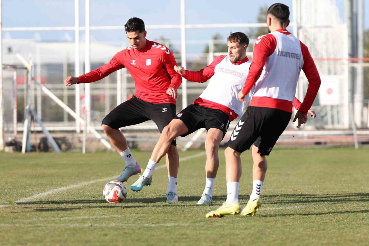 ÖZBELSAN SİVASSPOR, TRENDYOL 1. LİG’İN 34. HAFTASINDA DEPLASMANDA BOLUSPOR İLE OYNAYACAĞI MAÇIN...