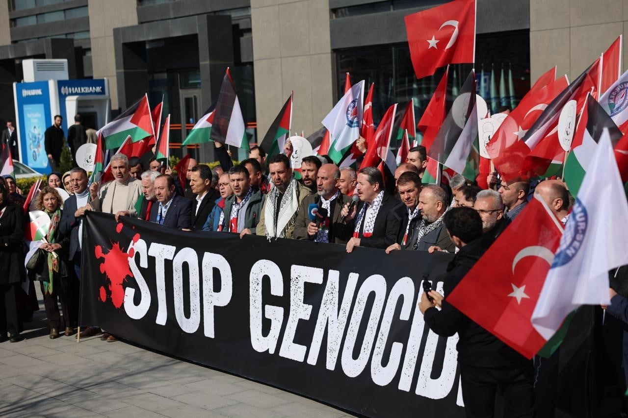 ÖZGÜRLÜK VE SUMUD FİLOSU'NDA YER ALACAK BAŞKANLAR, YOLCULUĞUN BAŞLANGIÇ NOKTASI OLAN BARSELONA'YA...