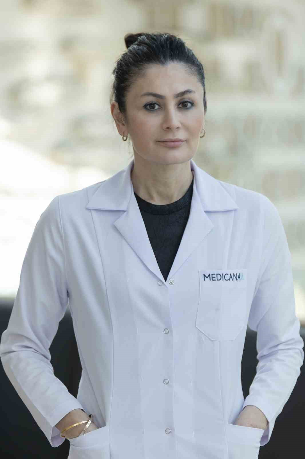 PARKİNSON HASTALIĞINDA ERKEN TANI VE DOĞRU TEDAVİNİN HASTALARIN YAŞAM KALİTESİNİ ARTIRMASINDA...