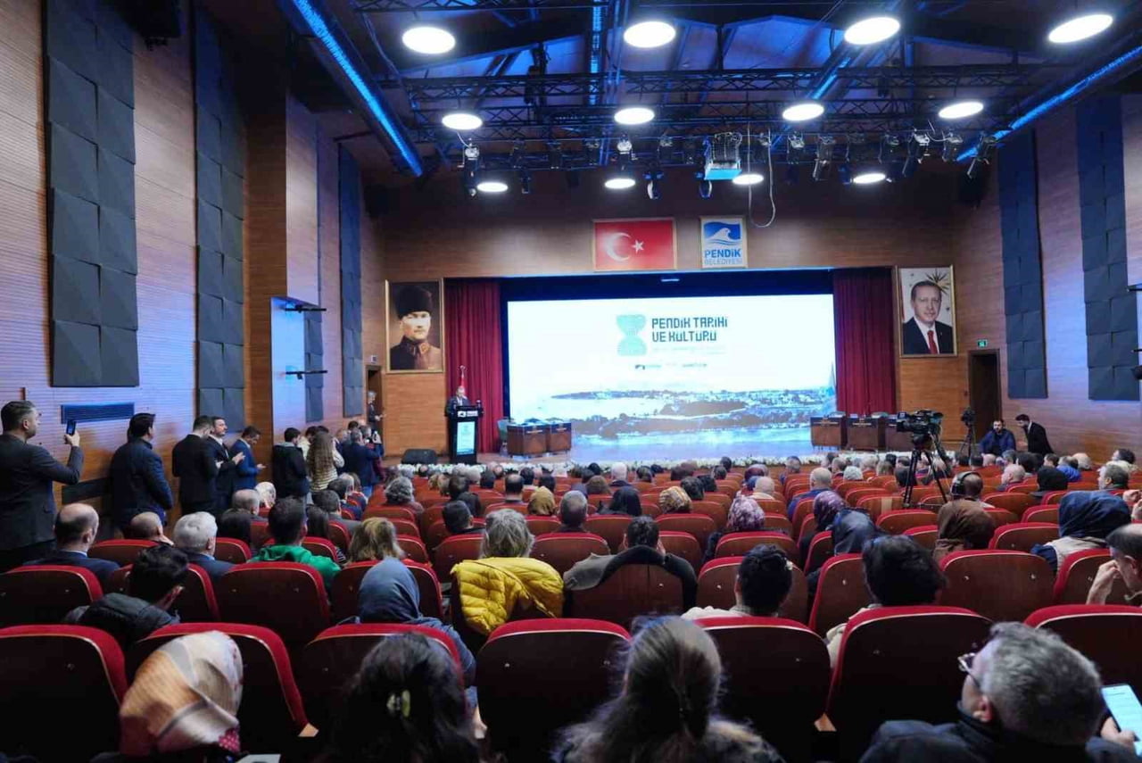 PROF. DR. CELAL ÖZDOĞAN : GÖBEKLİTEPE’DEN GELEN ÇİFTÇİLER PENDİK’TE YENİ BİR KÜLTÜRÜN TEMELİNİ...