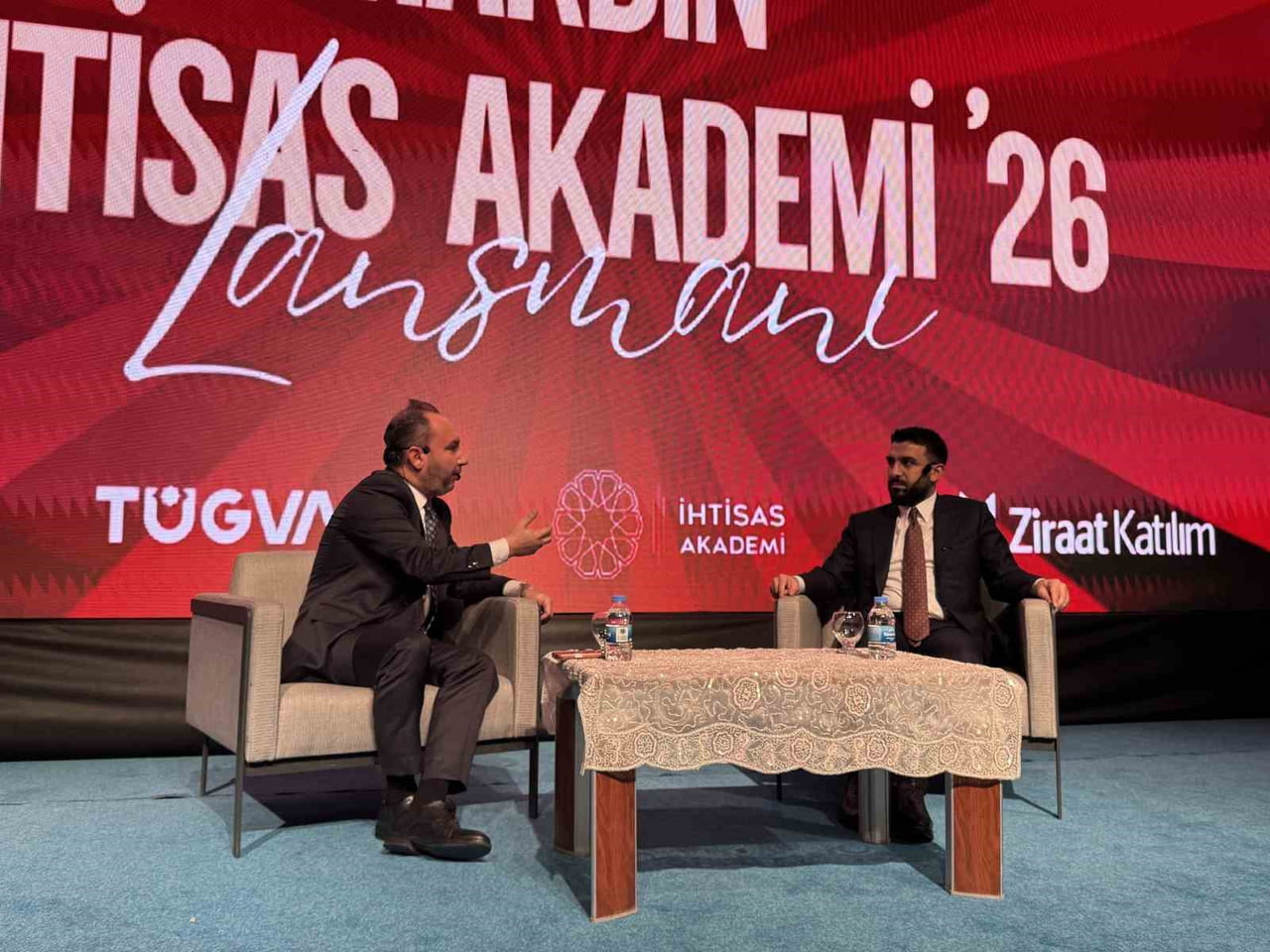 PROGRAMA KATILAN TÜGVA GENEL BAŞKANI İBRAHİM BEŞİNCİ, GAZETECİ TÜRKER AKINCI’NIN SORULARINI...