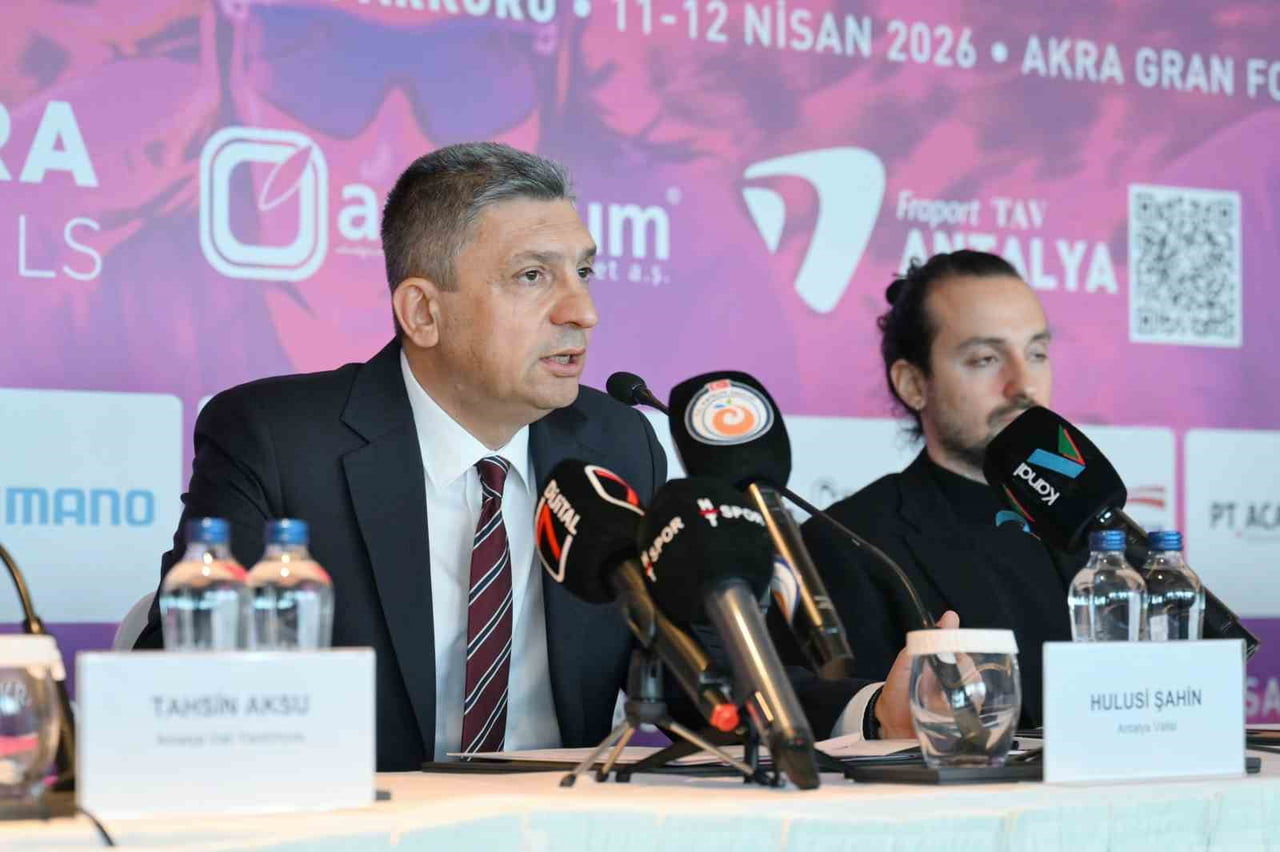 PROGRAMDA YAPTIĞI KONUŞMADA ANTALYA’NIN KÜLTÜR, SANAT VE SPOR ALANLARINDA DA ÖNEMLİ ATILIMLAR...