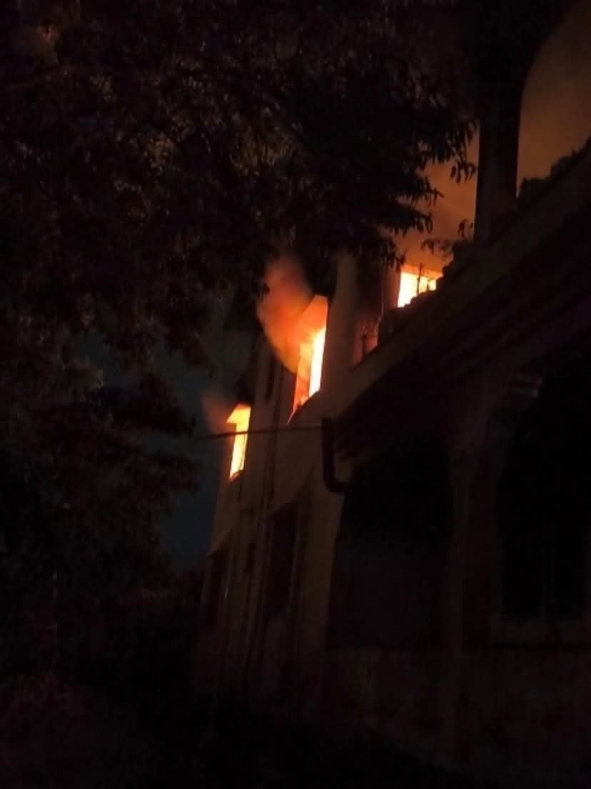 REYHANLI'DA EV YANGINI