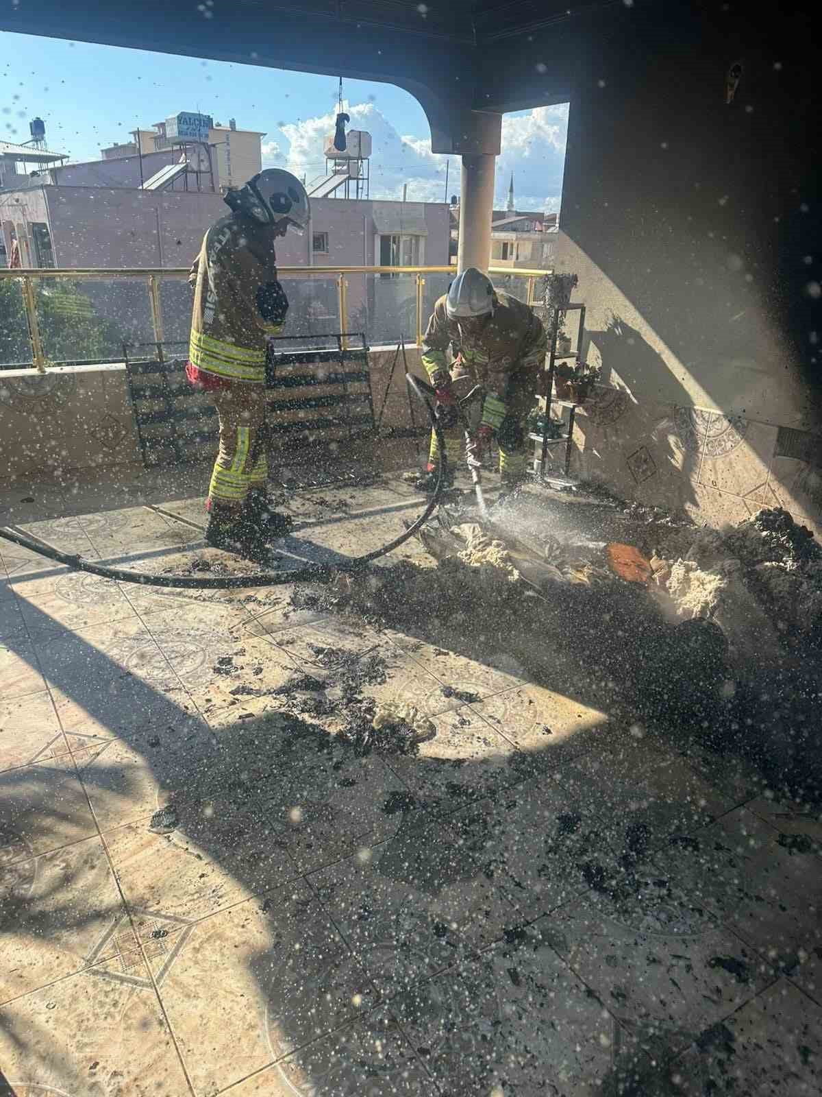 REYHANLI'DA EV YANGINI