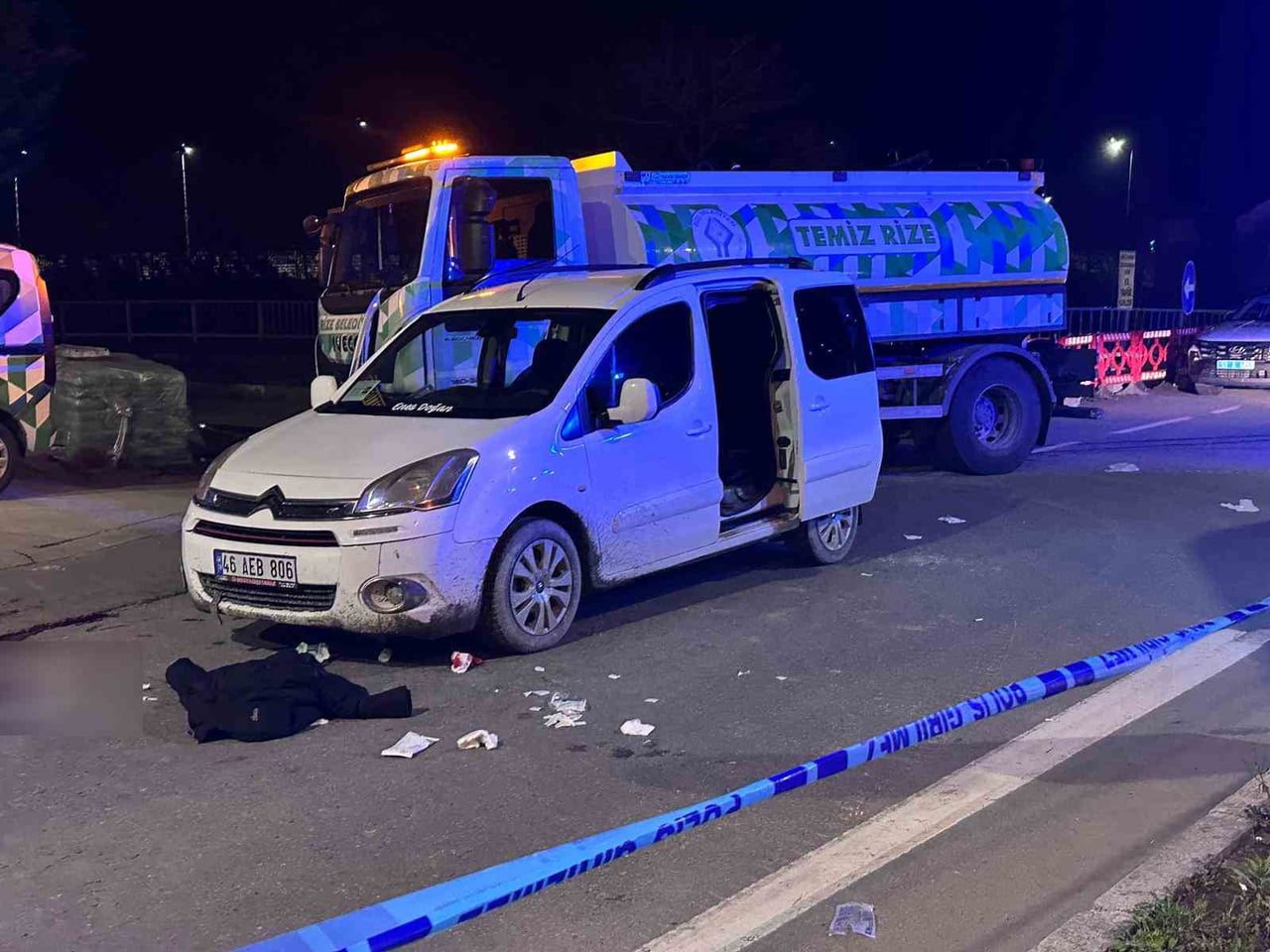 RİZE’DE BİR İNŞAAT ŞANTİYESİNDE ÇIKAN TARTIŞMA BIÇAKLI KAVGAYA DÖNÜŞÜNCE 2 İŞÇİ...