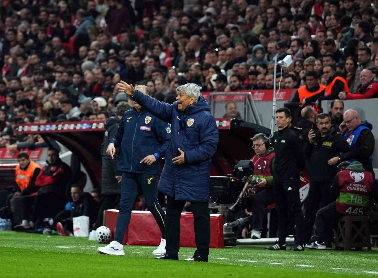 RUMEN TEKNİK DİREKTÖR MİRCEA LUCESCU, 80 YAŞINDA HAYATINI KAYBETTİ.