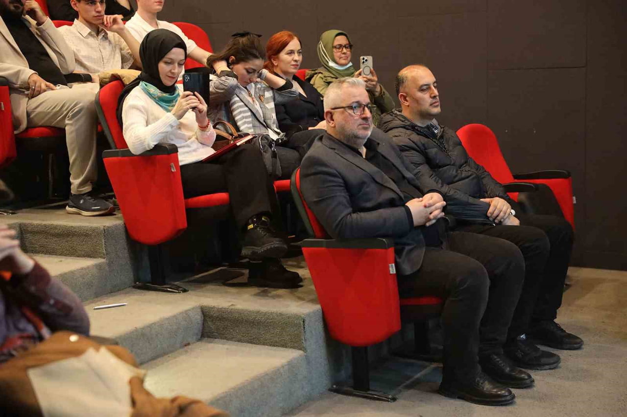 SAKARYA BÜYÜKŞEHİR BELEDİYESİ NİSAN AYI KÜLTÜR SANAT ETKİNLİKLERİ KAPSAMINDA, TÜRK EDEBİYATININ...