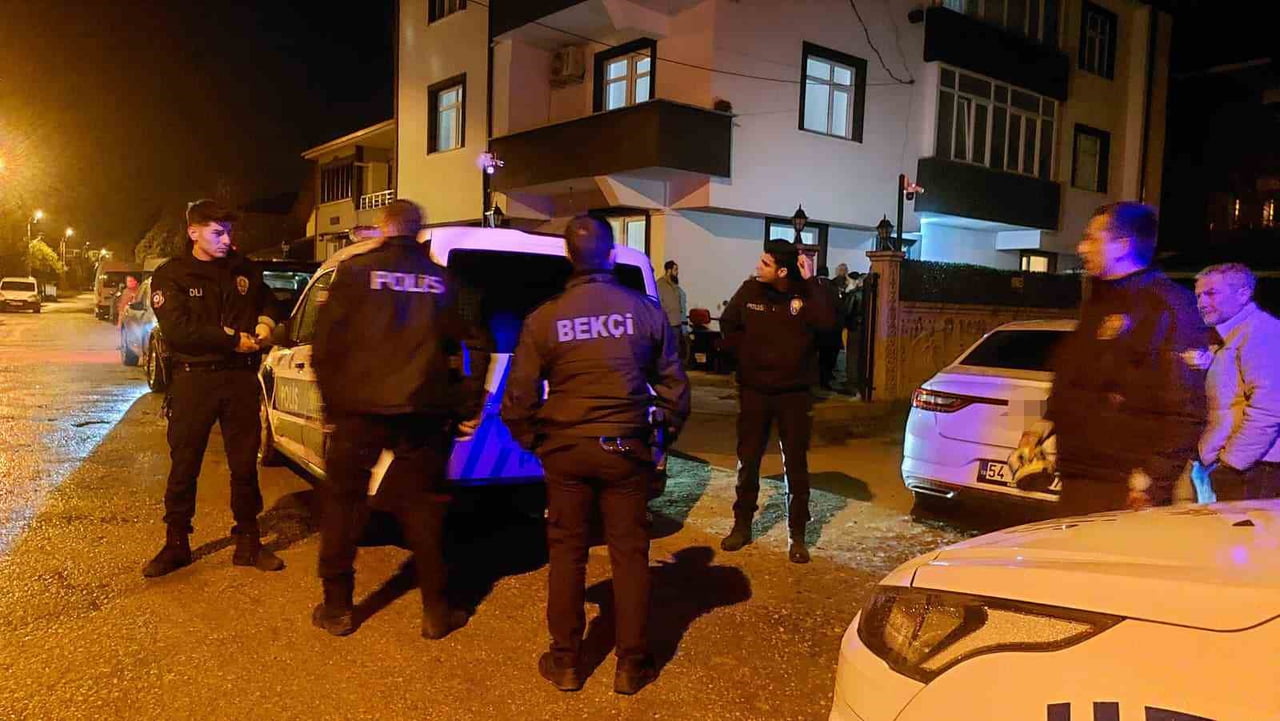 SAKARYA’NIN AKYAZI İLÇESİNDE YAŞAYAN 65 YAŞINDAKİ 3 ÇOCUK BABASI MUSTAFA DEMİRTAŞ, EŞYA ALMAK İÇİN...