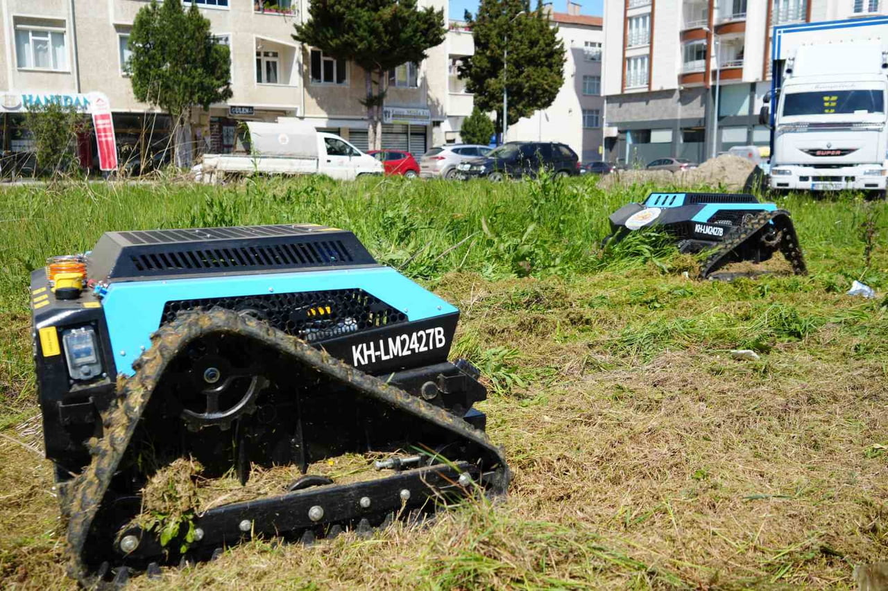 SAMSUN'UN ATAKUM İLÇESİNDE YEŞİL ALANLARIN BAKIMI ARTIK AKILLI TEKNOLOJİLERE EMANET. ATAKUM...
