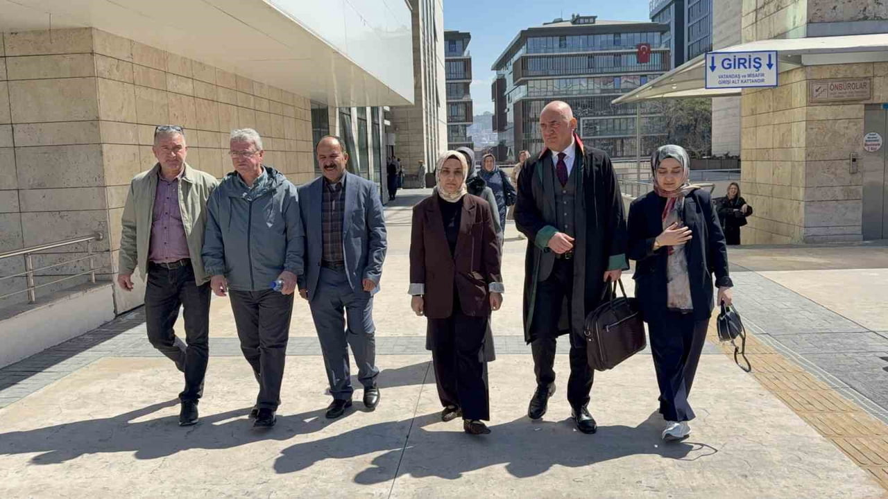 SAMSUN’DA AKARYAKIT İSTASYONUNDA MEYDANA GELEN VE BABA İLE İKİ KIZININ HAYATINI KAYBETTİĞİ HEYELAN...