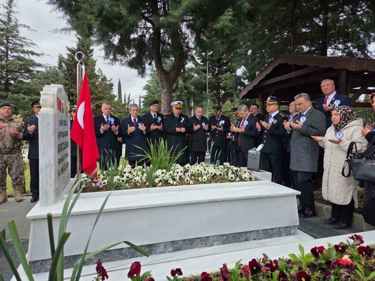 SAMSUN’DA EMNİYET TEŞKİLATI’NIN 181. YILI DOLAYISIYLA TÖRENLER DÜZENLENDİ, ŞEHİTLER DUALARLA...