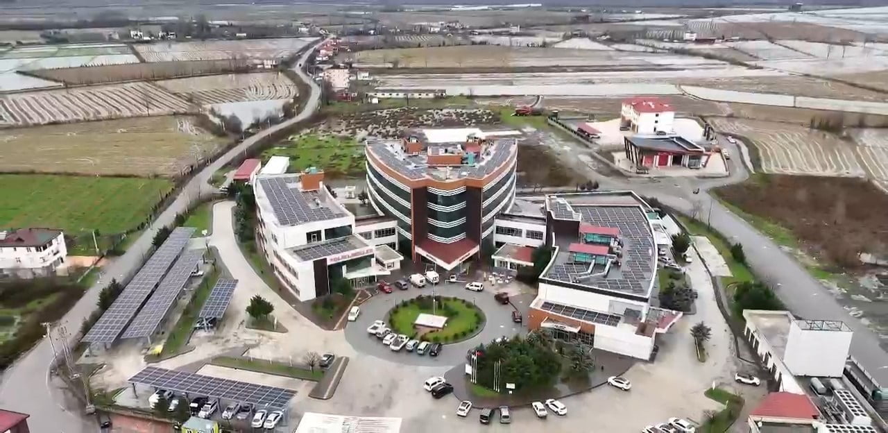 SAMSUN GENELİNDE 14 FARKLI NOKTADA KURULAN GÜNEŞ ENERJİ SİSTEMLERİYLE (GES) HEM TEMİZ ENERJİ...