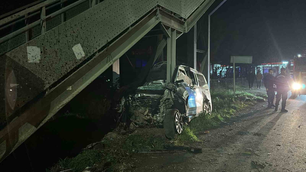 SAMSUN’UN 19 MAYIS İLÇESİ DEREKÖY MEVKİİNDE MEYDANA GELEN TRAFİK KAZASINDA MHP’Lİ BELEDİYE MECLİS...