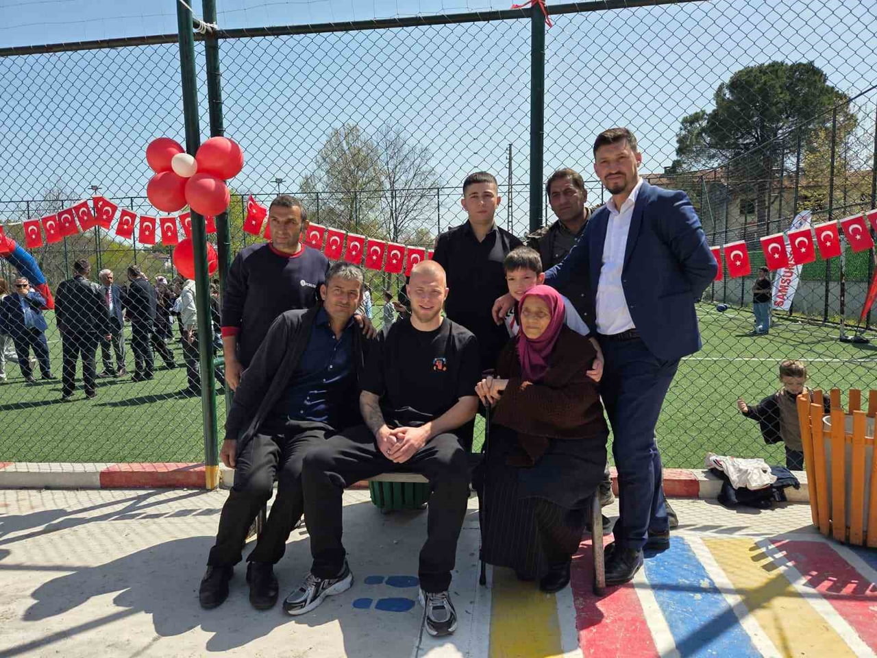 SAMSUNSPOR’UN BAŞARILI DEFANS OYUNCUSU RİCK VAN DRONGELEN, HAFTA SONU OYNAYACAKLARI BEŞİKTAŞ...