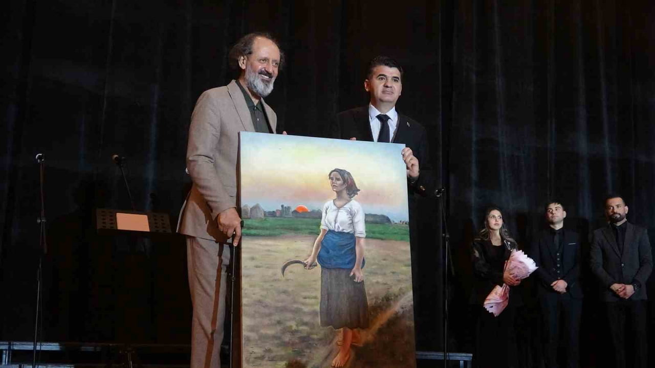 SANATÇI YÜCEL ARZEN HACIOĞULLARI (SOLDA), KİLİS VALİSİ ÖMER KALAYLI (SAĞDA)