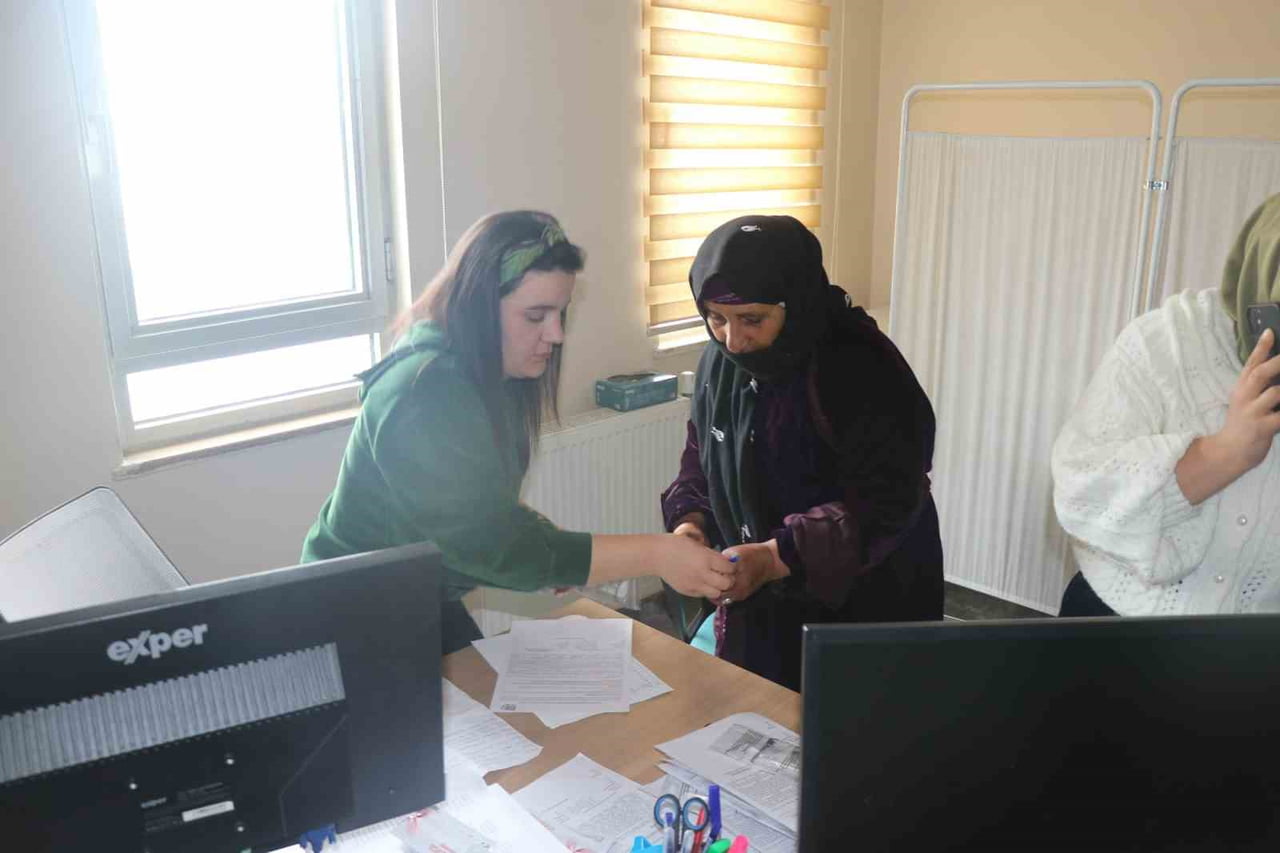 ŞANLIURFA’DA ÜCRETSİZ KANSER TARAMA DESTEĞİYLE 843 KİŞİYE ULAŞILDI