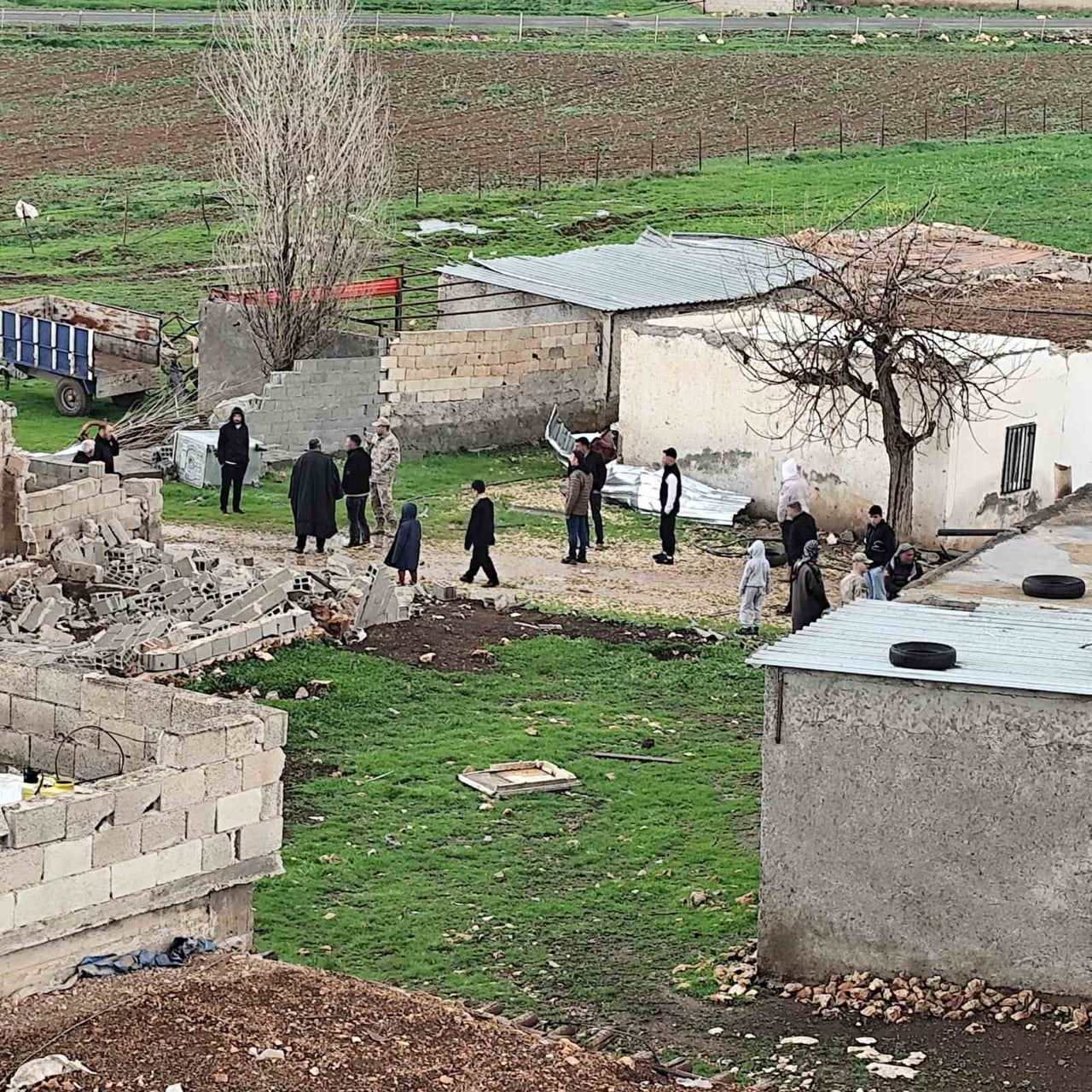 ŞANLIURFA’NIN HİLVAN İLÇESİNE BAĞLI KIRSAL UZUNCUK MAHALLESİ’NDE ETKİLİ OLAN ŞİDDETLİ FIRTINA...