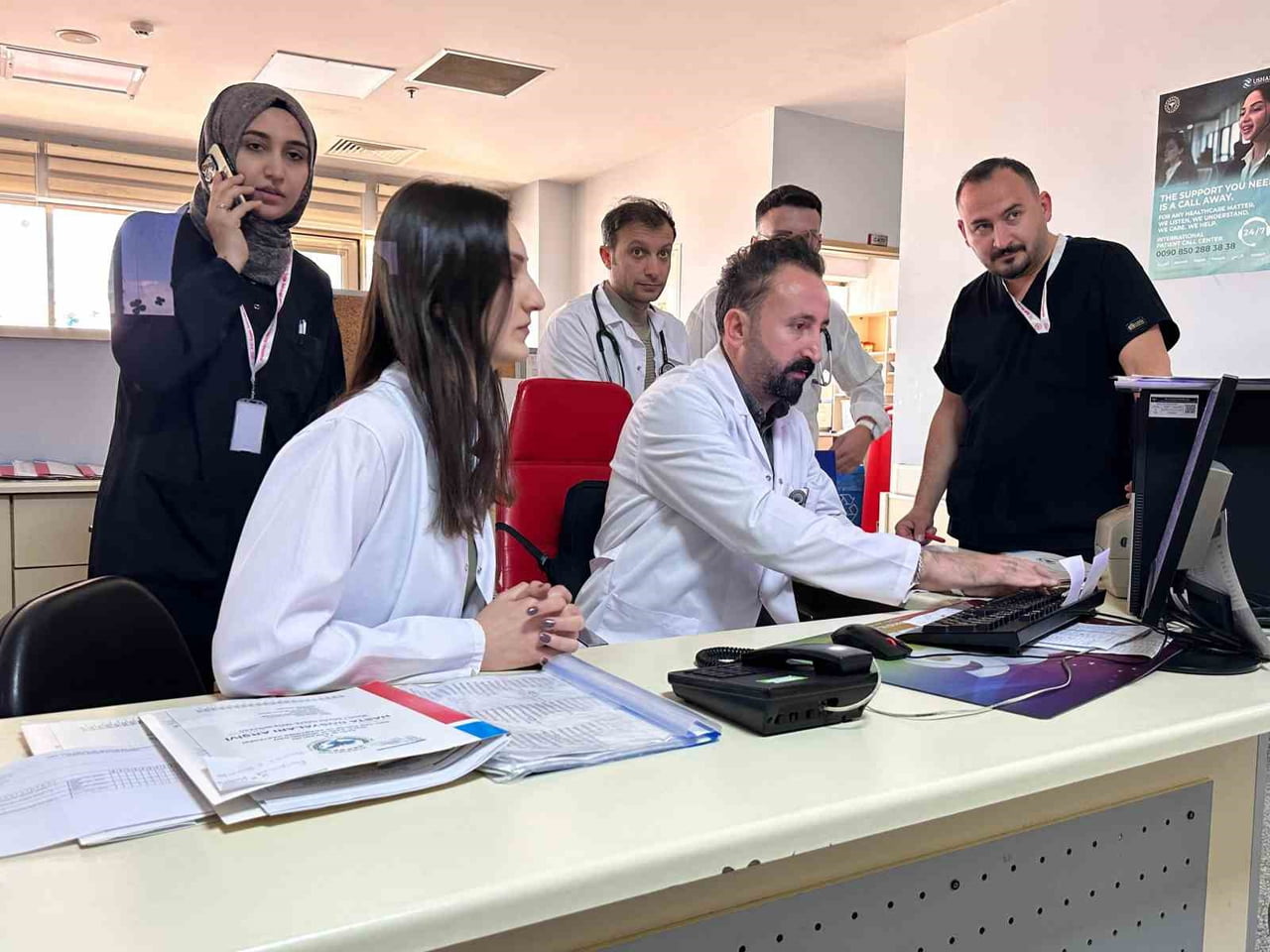 SBÜ VAN EĞİTİM VE ARAŞTIRMA HASTANESİ BAŞHEKİM YARDIMCISI VE İÇ HASTALIKLARI EĞİTİM KLİNİĞİ...