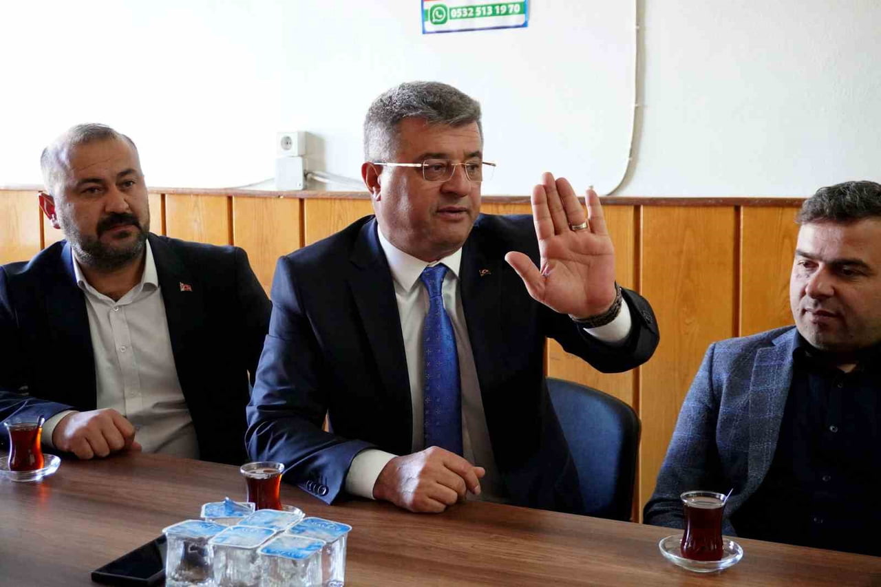 SEÇİM STARTINI KORKUTELİ'DE VEREN ANTALYA ESNAF VE SANAATKARLAR ODALARI BİRLİĞİ (AESOB) BAŞKAN...