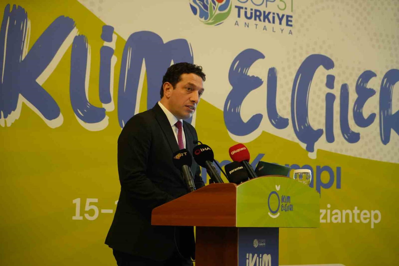 ŞEHİRCİLİK VE İKLİM DEĞİŞİKLİĞİ BAKANLIĞI İKLİM DEĞİŞİKLİĞİ BAŞKANLIĞI BAŞKAN YARDIMCISI ORHAN...