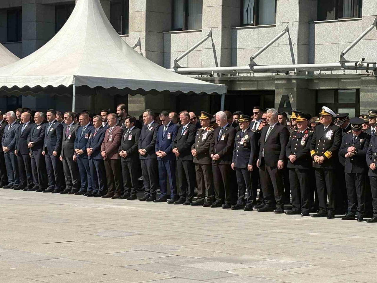 ŞEHİT POLİS MEMURU SEÇKİN YALÇIN İÇİN İSTANBUL EMNİYET MÜDÜRLÜĞÜ'NDE TÖREN...