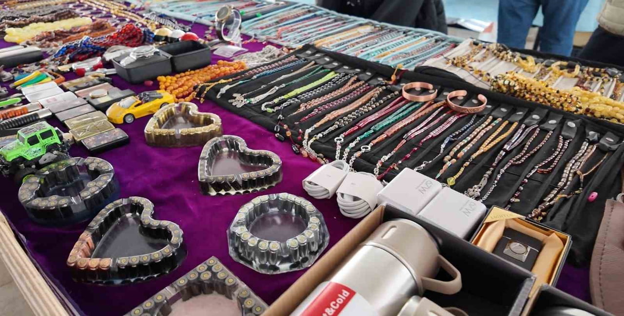 ŞEHİTKAMİL BELEDİYE BAŞKANI UMUT YILMAZ TARAFINDAN HAYATA GEÇİRİLEN ANTİKA PAZARI, NOSTALJİYE İLGİ...