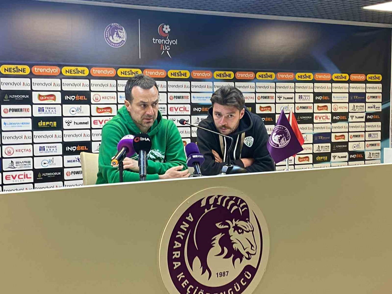 SERİKSPOR TEKNİK DİREKTÖRÜ BRANİMİR PETROVİC, KEÇİÖRENGÜCÜ KARŞILAŞMASI ARDINDAN YAPTIĞI...