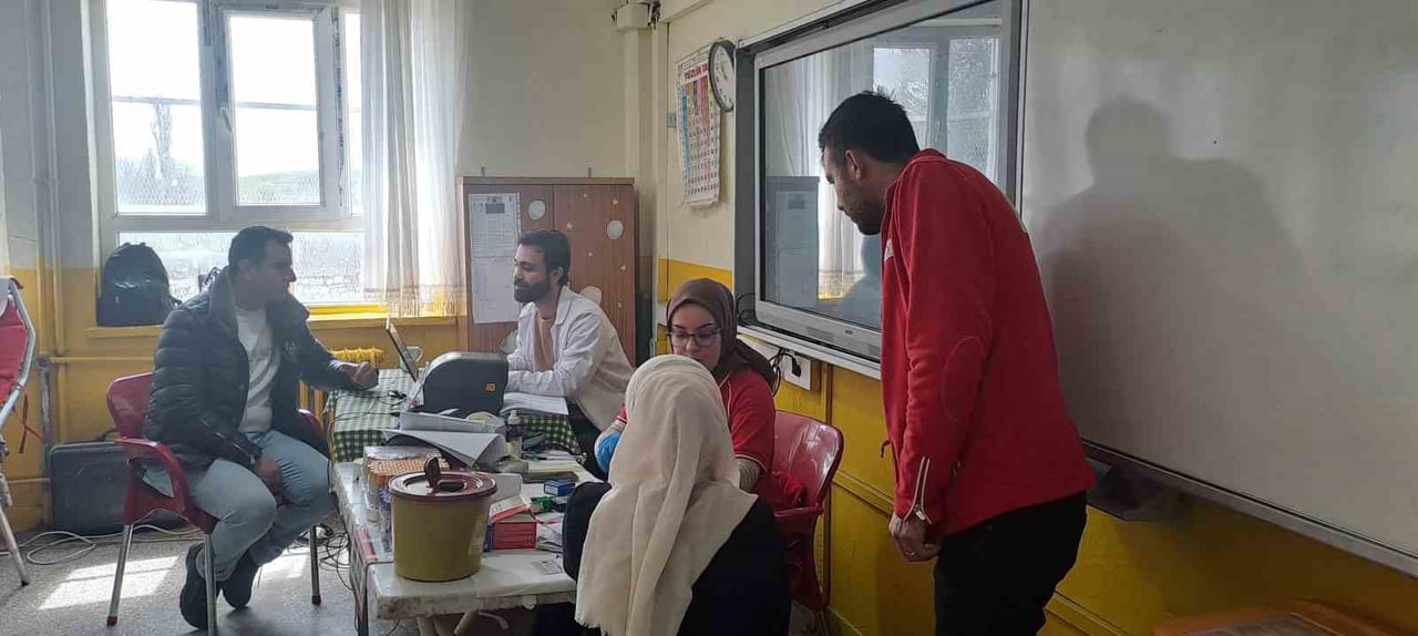 SİLVAN 100. YIL İLK VE ORTAOKULU’NDA KIZILAY TARAFINDAN DÜZENLENEN "OKULUMDA KAN'PANYA VAR!"...