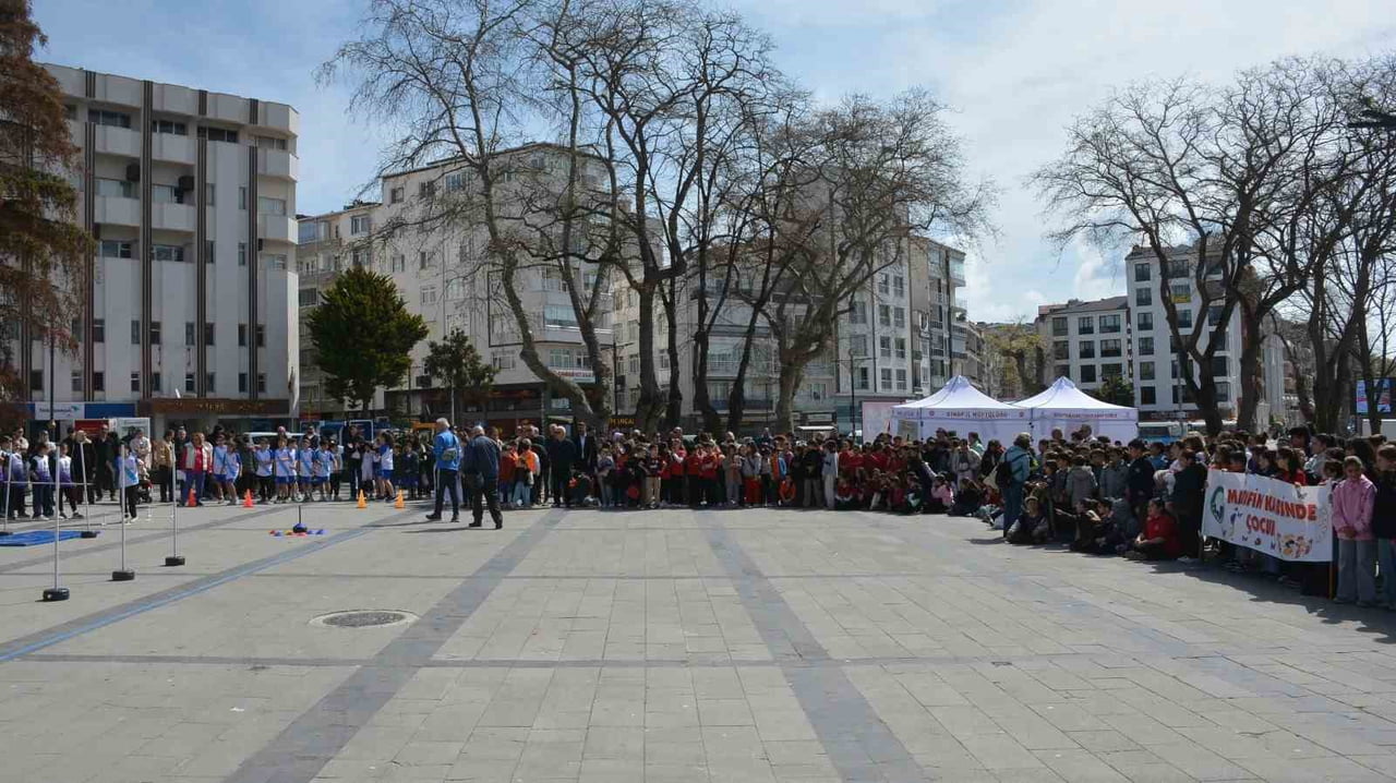 SİNOP’TA 23 NİSAN ETKİNLİKLERİ KAPSAMINDA DÜZENLENEN "MAARİFİN KALBİNDE ÇOCUK ŞENLİĞİ"...