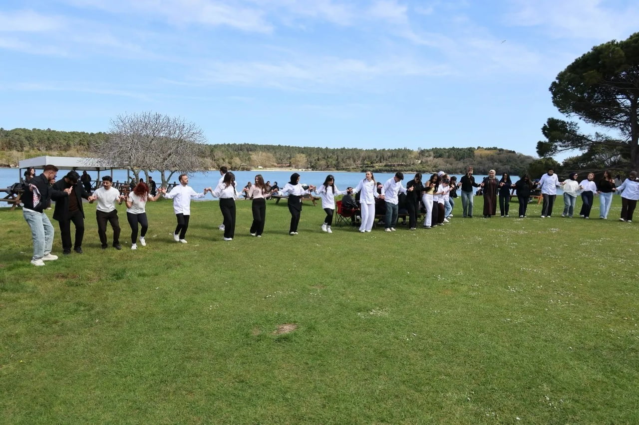 SİNOP ÜNİVERSİTESİ TURİZM FAKÜLTESİ TARAFINDAN TURİZM HAFTASI ETKİNLİKLERİ KAPSAMINDA DÜZENLENEN...