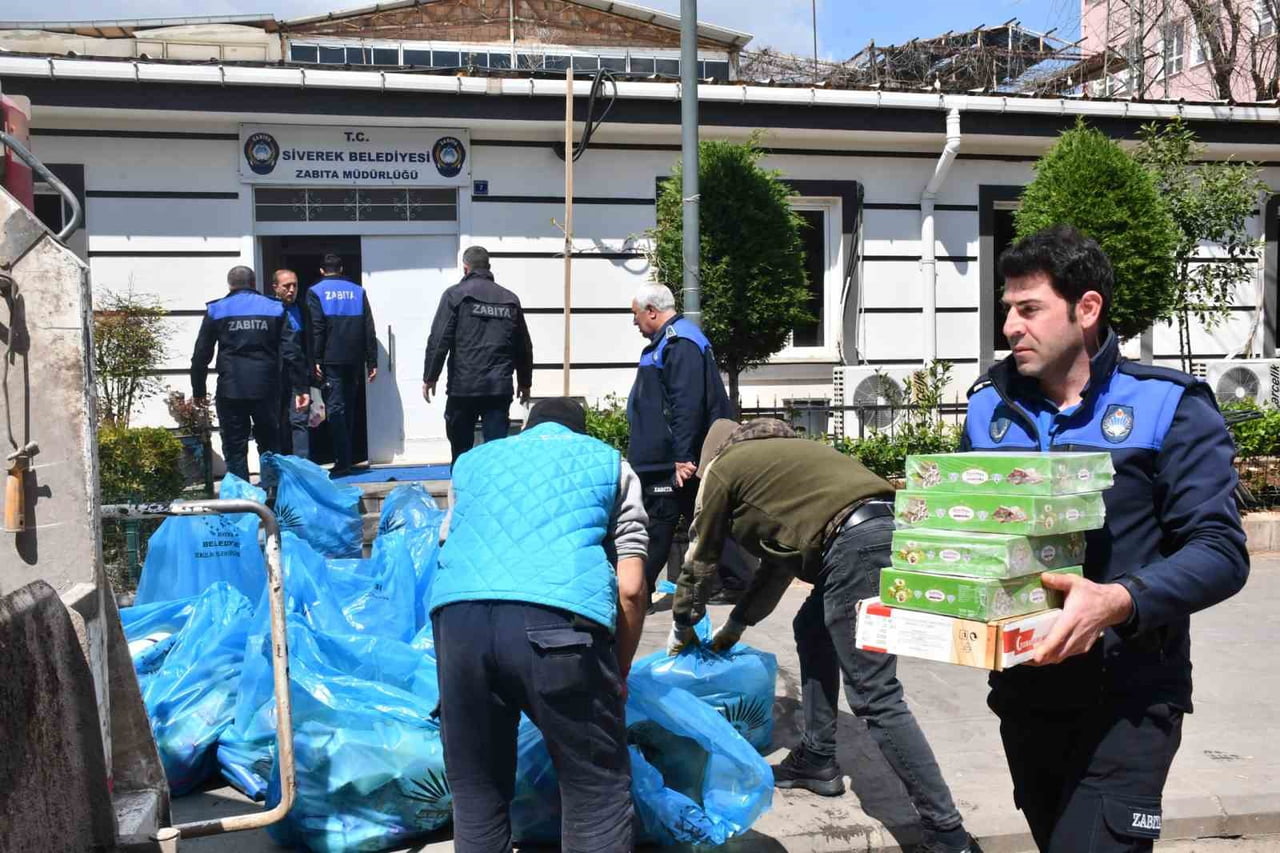 SİVEREK’TE 5 TON BOZUK ÜRÜN İMHA EDİLDİ