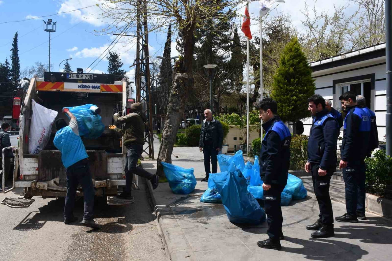 SİVEREK’TE 5 TON BOZUK ÜRÜN İMHA EDİLDİ