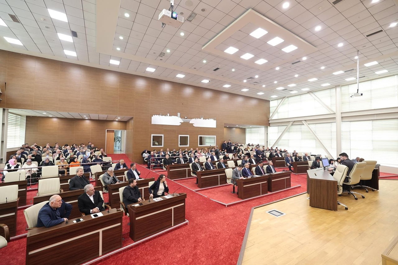 SULTANGAZİ BELEDİYE MECLİSİ NİSAN AYI İKİNCİ OTURUMU BELEDİYE MECLİS BAŞKAN VEKİLİ CEMİL KESKİN...