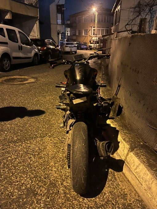 SÜRÜCÜYE TOPLAM 454 BİN 500 LİRA İDARİ PARA CEZASI UYGULANIRKEN, MOTOSİKLET 150 GÜN TRAFİKTEN MEN...