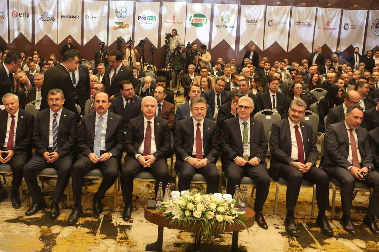TARIM VE ORMAN BAKANI İBRAHİM YUMAKLI, KONYA'DA DÜZENLENEN ULUSAL HUBUBAT KONSEYİ 2026 HASAT...