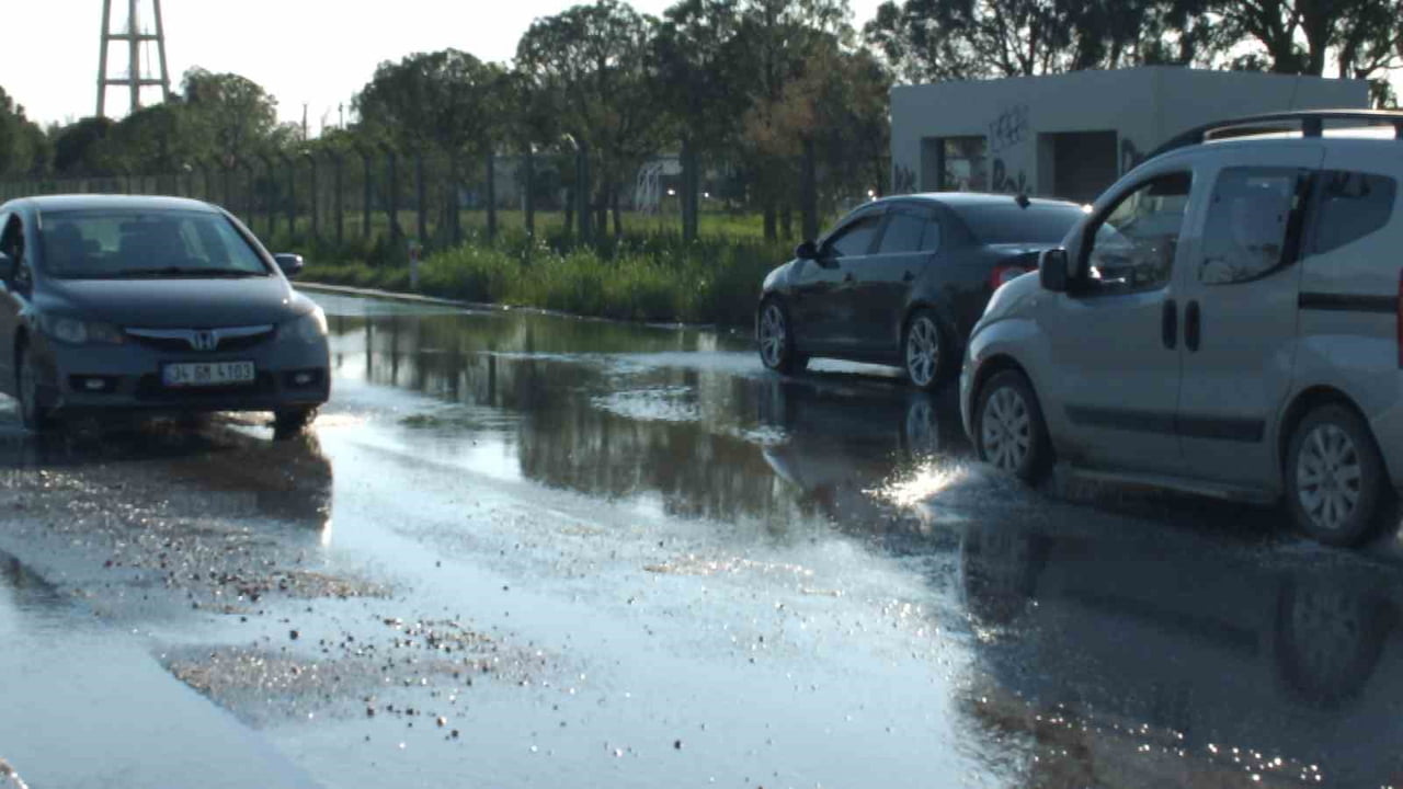 TAŞAN RÖGARLAR YÜZÜNDEN SÜRÜCÜLER ZOR ANLAR YAŞADI.