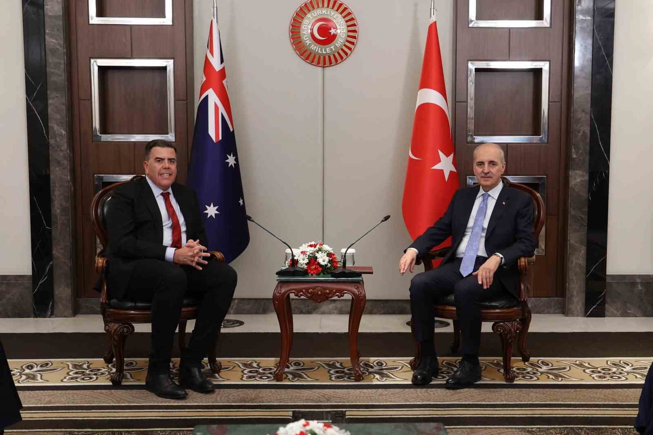 TBMM BAŞKANI KURTULMUŞ, AVUSTRALYA TEMSİLCİLER MECLİSİ BAŞKANI DİCK İLE GÖRÜŞTÜ