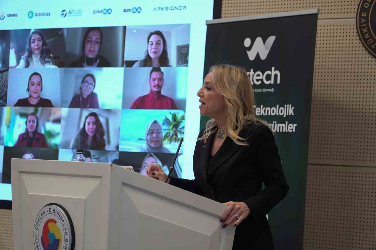 TEKNOLOJİDE KADIN DERNEĞİ BAŞKANI ZEHRA ÖNEY
