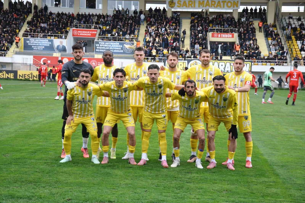 TFF 2. LİG KIRMIZI GRUP 32. HAFTADA MUŞ SPOR KULÜBÜ, SAHASINDA KARŞILAŞTIĞI ARKENT ARNAVUTKÖY...