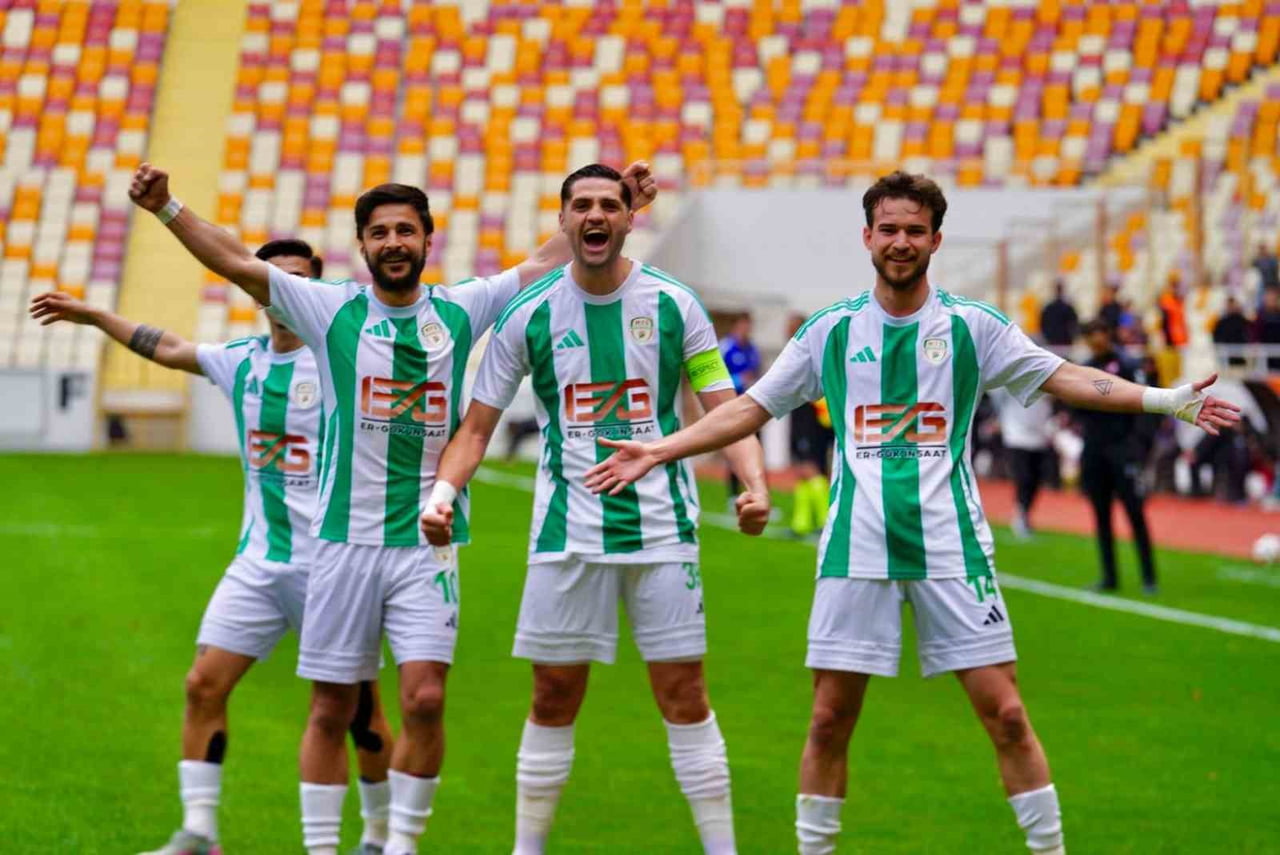 TFF 3. LİG: MALATYA YEŞİLYURTSPOR: 6 - KARAKÖPRÜ BELEDİYE SPOR:2