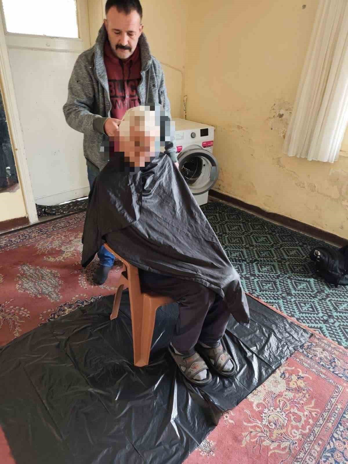 TOMARZA KAYMAKAMLIĞI SOSYAL YARDIMLAŞMA VE DAYANIŞMA VAKFI VEFA EKİPLERİ, YAŞLILAR HAFTASI...