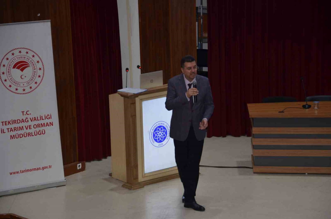 TOPLANTI, TEKİRDAĞ İL TARIM VE ORMAN MÜDÜRÜ MEHMET AKSOY, "SU KAYNAKLARI KORUNMALI VE VERİMLİ...