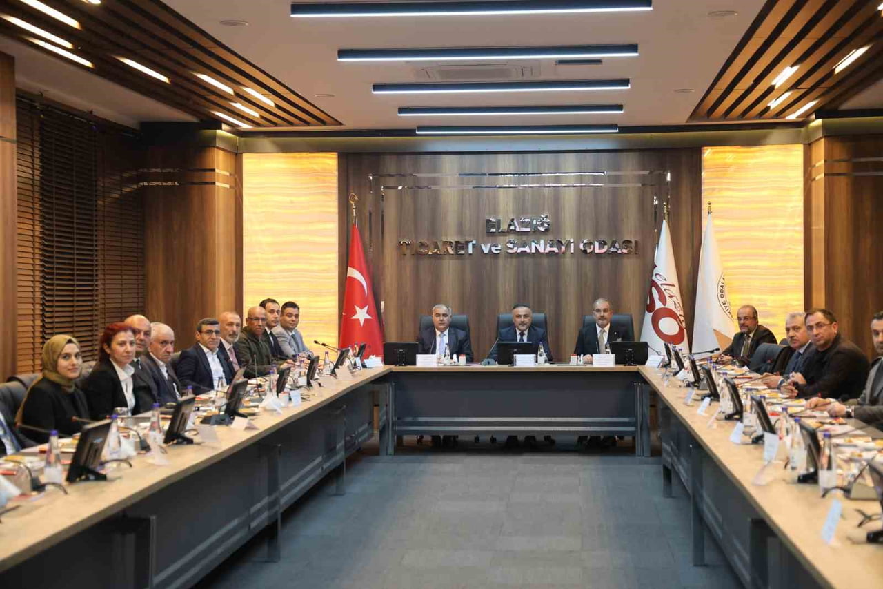 TOPLANTIDA, İL GENELİNDEKİ GIDA SEKTÖRÜNÜN MEVCUT DURUMU DEĞERLENDİRİLİRKEN GIDA DENETİMİ, TAKLİT...