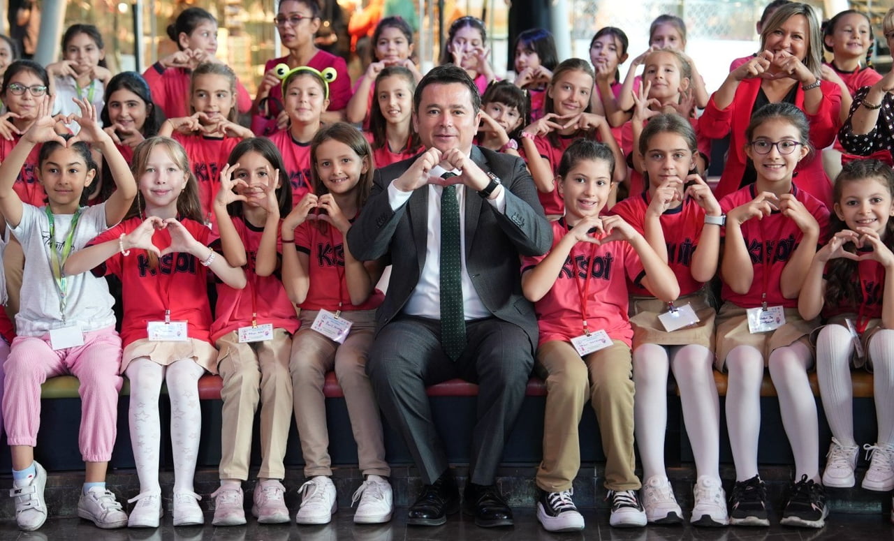 TOPLUMUN EN TEMEL YAPI TAŞI OLAN AİLEYİ GÜÇLENDİRMEYE YÖNELİK ÖNEMLİ PROJELERİYLE DİKKAT ÇEKEN...