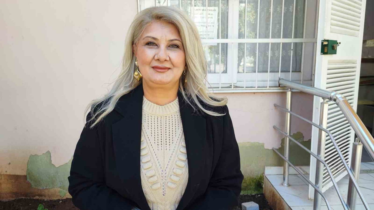 TOROS MAHALLE MUHTARI SİBEL POLAT