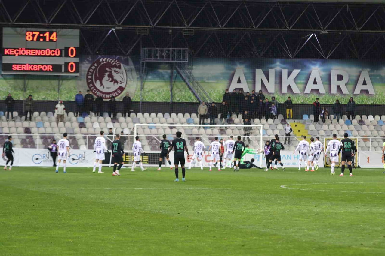 TRENDYOL 1. LİG'İN 35. HAFTASINDA ANKARA KEÇİÖRENGÜCÜ, EVİNDE SERİKSPOR İLE 0-0 BERABERE...