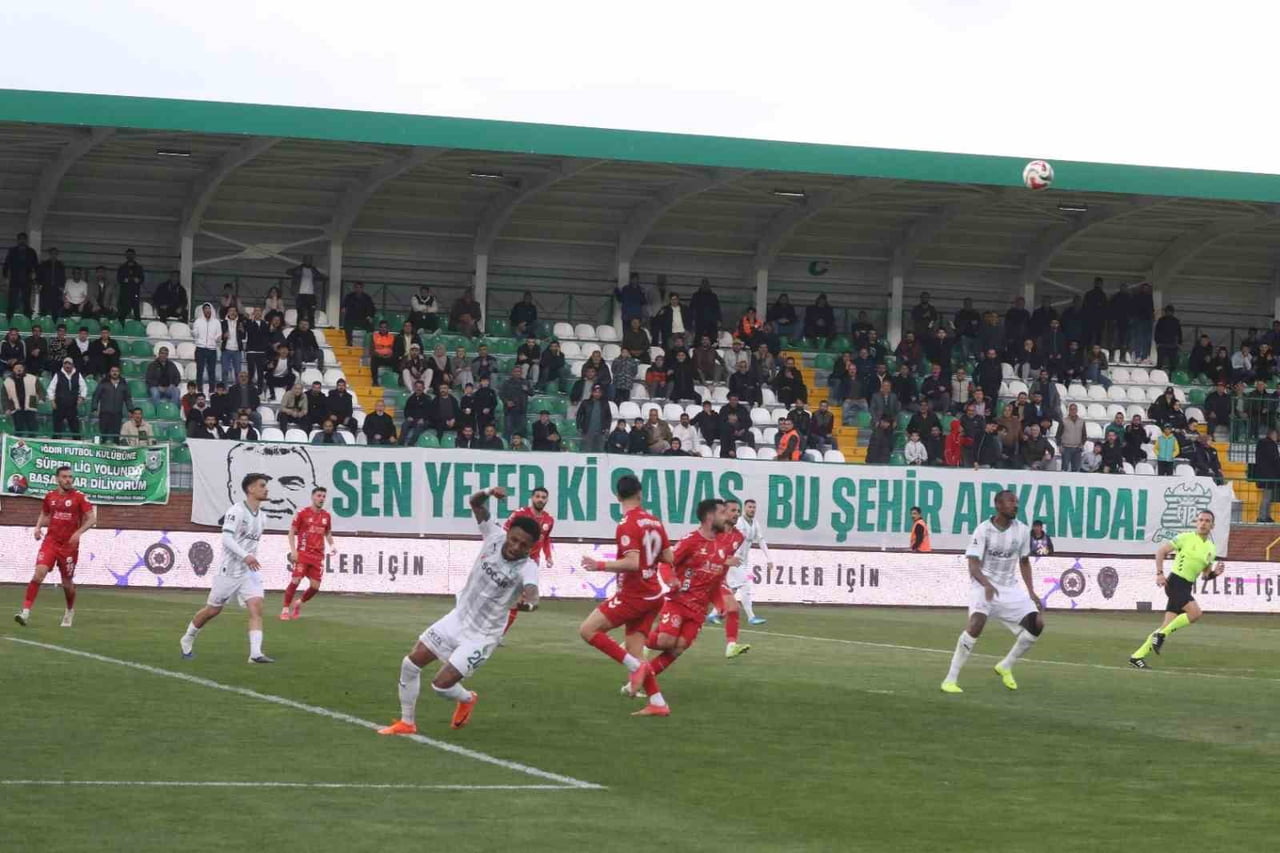 TRENDYOL 1. LİG: IĞDIR FK: 0 - KEÇİÖRENGÜCÜ: 1