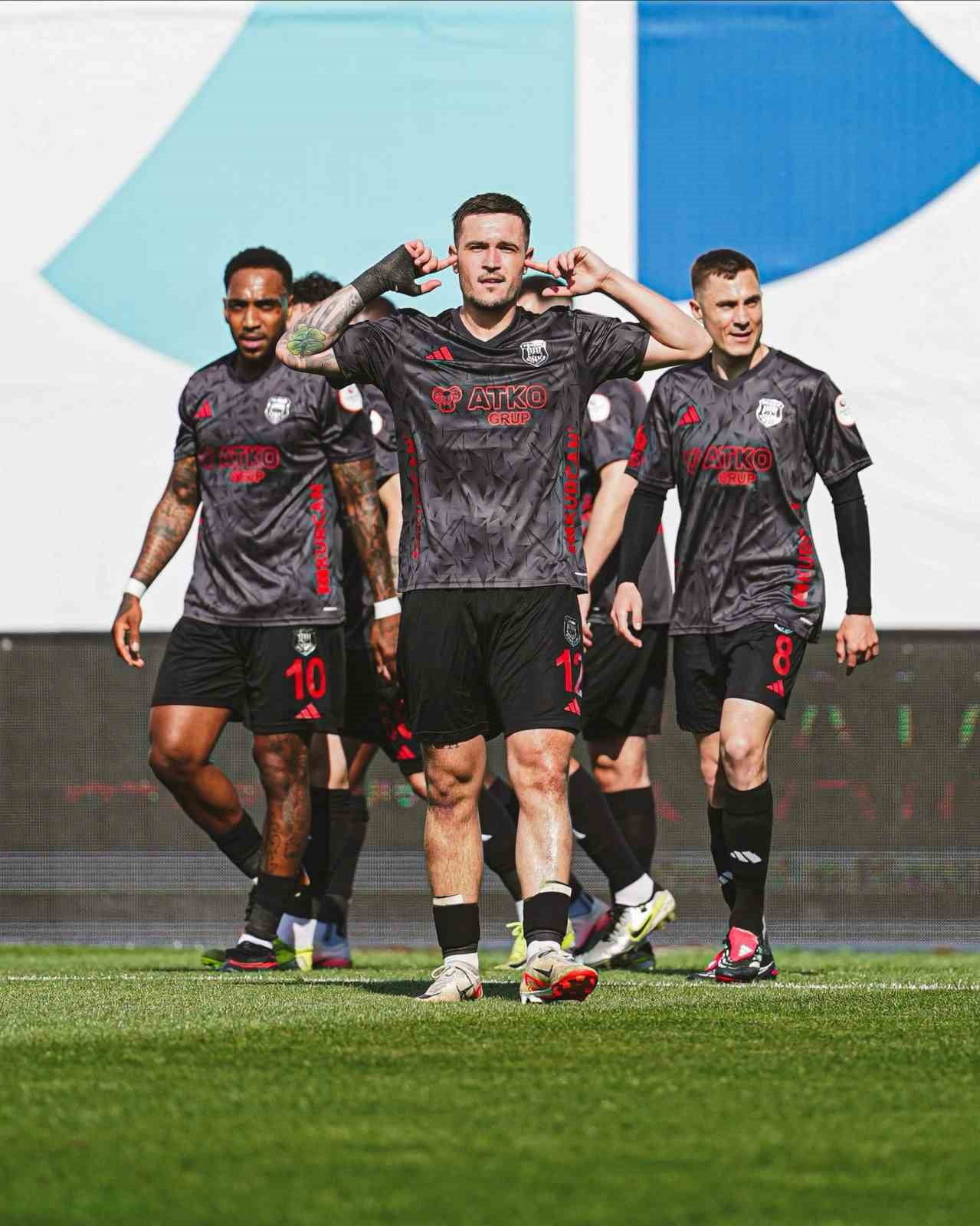 TRENDYOL 1. LİG’İN 34. HAFTASINDA PENDİKSPOR, EVİNDE KARŞILAŞTIĞI ÇORUM FK İLE 1-1 BERABERE...